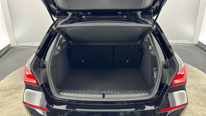 BMW 1 Series 118i Sport 5dr Petrol Hatchback